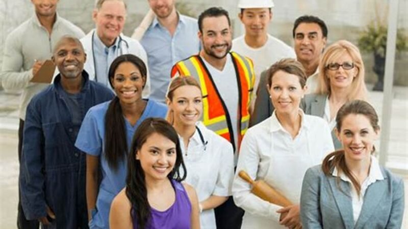 Profissões em alta para brasileiros em Portugal em 2025